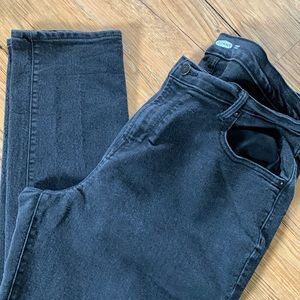 031 old Navy curvy skinny 16 long black jeans
